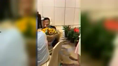 娱乐圈吃瓜少女日常,吃瓜少女的日常揭秘